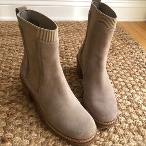 New: Seychelles® Far-Fetched Knit Boots. Suede. Size 7